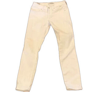 26” waist Mavi Adrianna stretch white ankle mid  rise super skinny jeans.